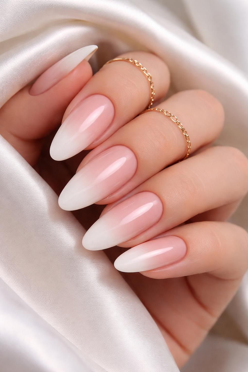 découvrez comment adopter le style élégant et naturel de l'ongle baby boomer avec nos conseils faciles pour sublimer vos mains en toute simplicité.